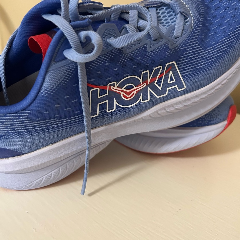 HOKA Mach 6 Women’s Running Shoes size 9